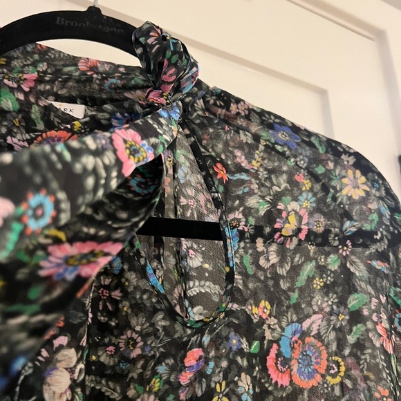 Megan Park Black Floral Silk Blouse Short Sleeves Tie Neck size 2 Top 80s Boho - Picture 4 of 7